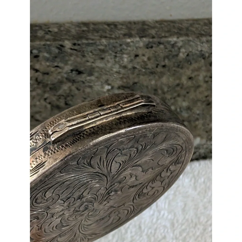 Vintage Engraved Silver Metal Compact Mirror With Pressed Powder Ornate Floral - Picture 15 of 16